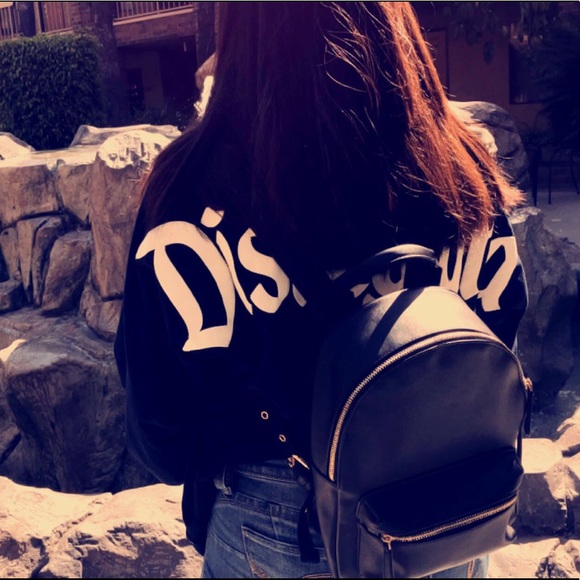 Forever 21 stylish mini bag. - Picture 4 of 4